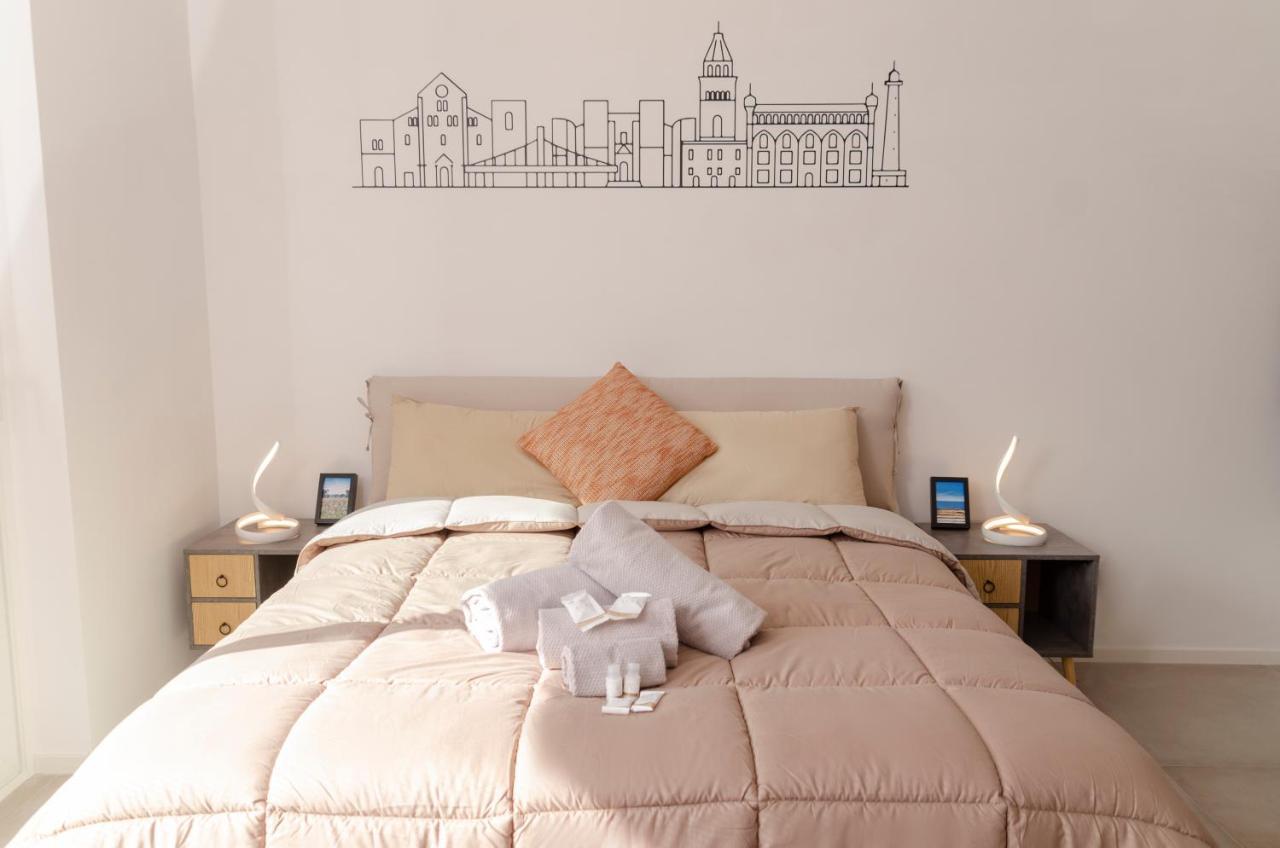 Apulialux Garruba Cozy Apt & Parking Бари Екстериор снимка